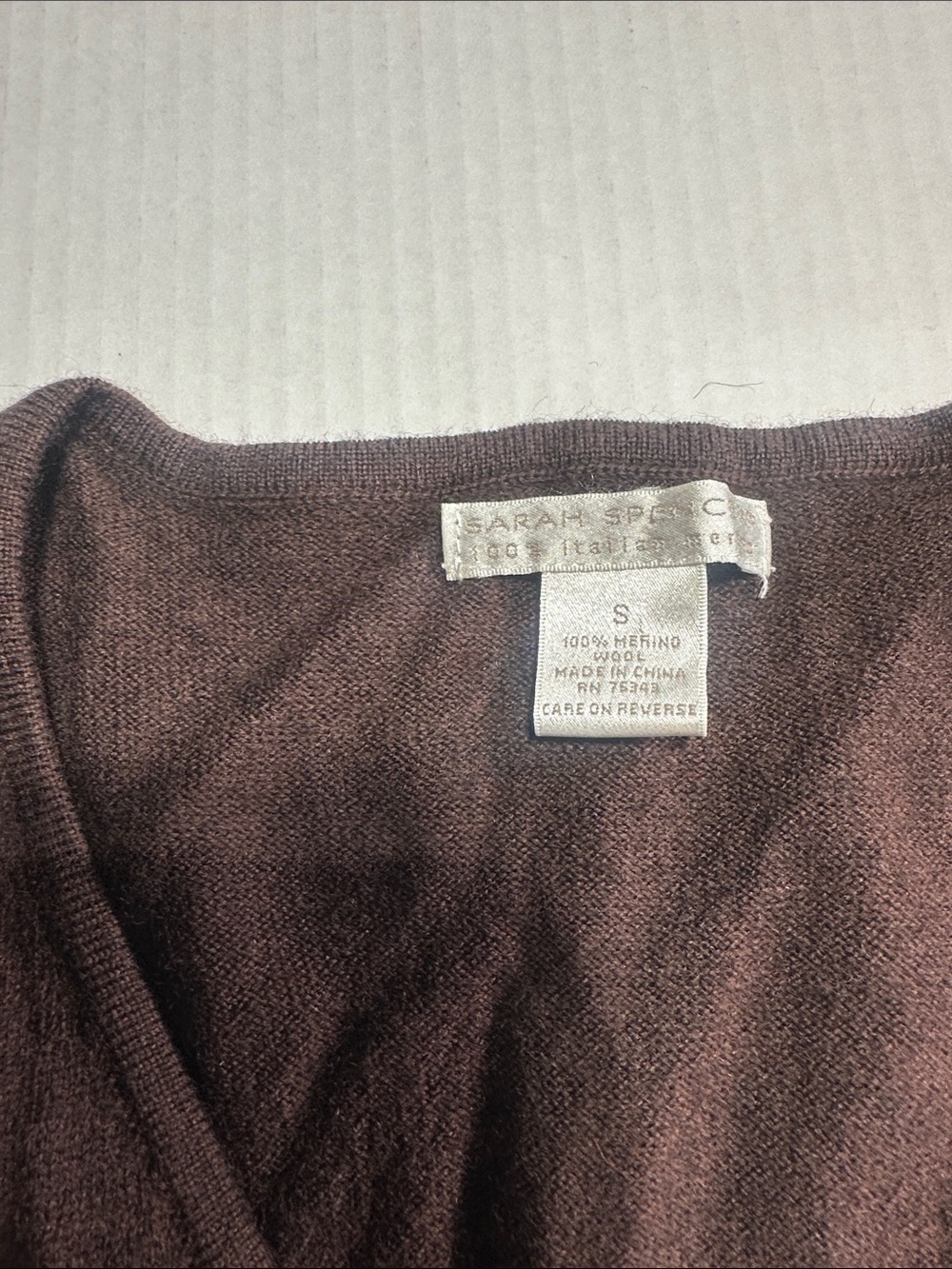Sarah Spencer 100% Italian merino wool Brown Wrap-Style Knit Top with Tie Belt - Picture 5 of 10